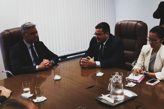 Presidente recebe servidor licenciado do PJ eleito deputado recordista de votos em SC