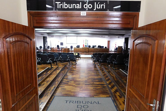 Tribunal do Júri da comarca de Joinville terá oito sessões ao longo do mês de abril