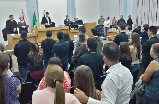 Vereador de Chapecó é condenado a 8 anos de prisão após 12 horas de sessão do júri