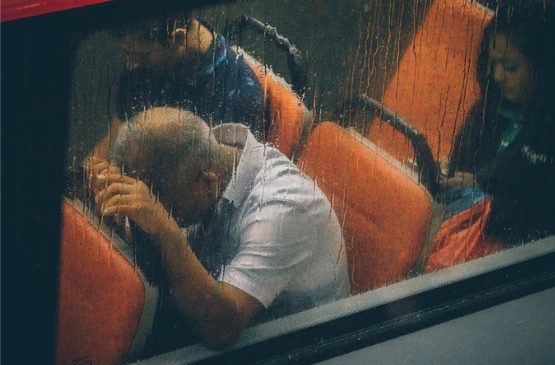 Vítima de escárnio por parte de motorista, passageiro de ônibus será indenizado
