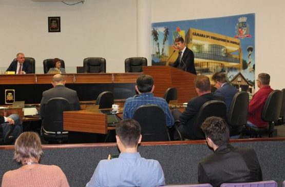 Corregedor de presídios de Joinville alerta vereadores para risco de colapso iminente