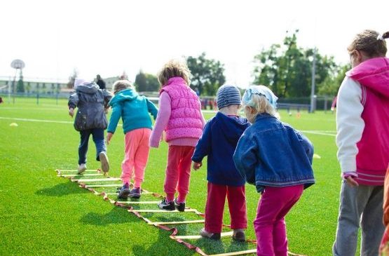 Município deve garantir vaga em sua rede ou pagar vale-creche para criança no Vale