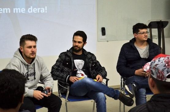 Adolescentes do Novos Caminhos participam do programa “rolê empreendedor” em Lages