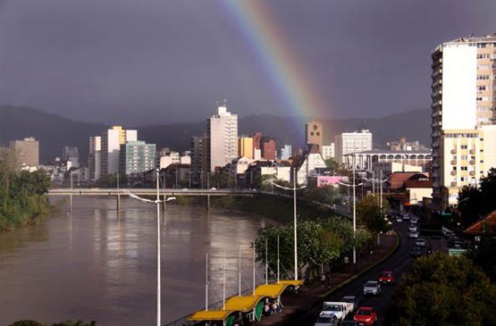 Projeto que reúne assessores da CGJ e servidores de comarcas chega ao Vale do Itajaí